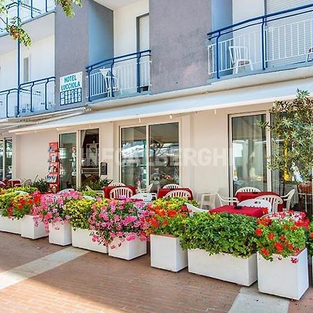B&B Hotel Lucciola Cattolica Bagian luar foto