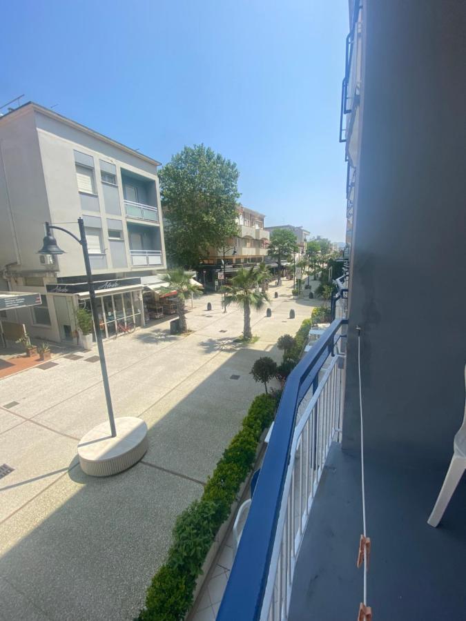B&B Hotel Lucciola Cattolica Bagian luar foto