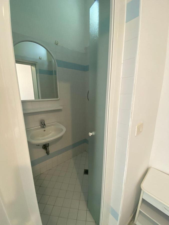 B&B Hotel Lucciola Cattolica Bagian luar foto