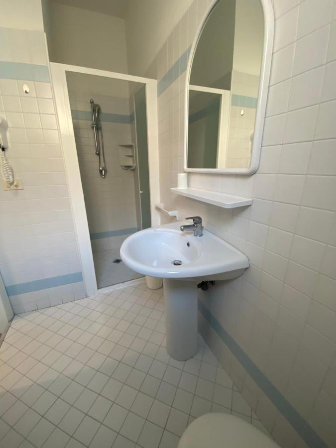 B&B Hotel Lucciola Cattolica Bagian luar foto